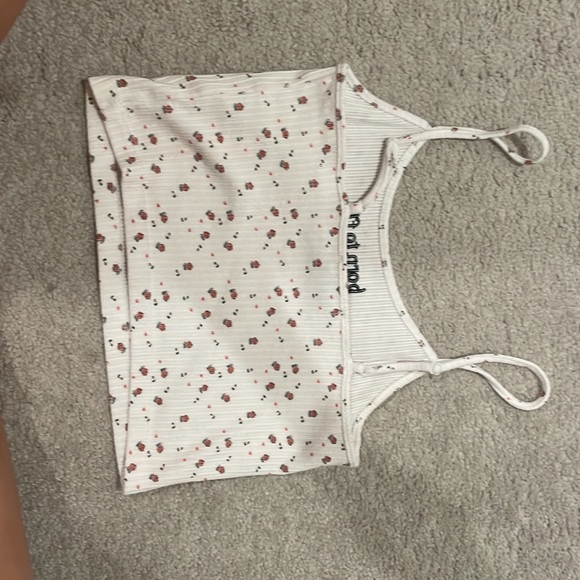 Forever 21 top is a small size - Picture 2 of 2